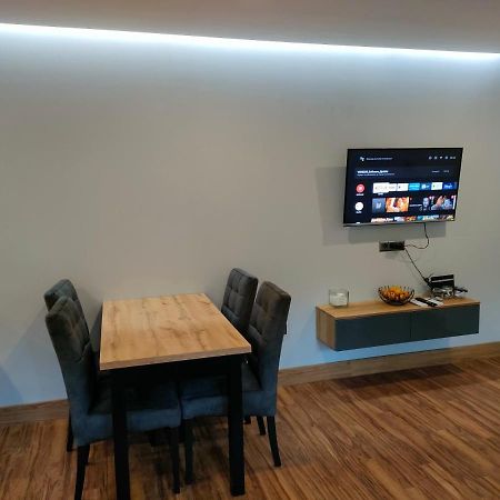 Apartament Nad Jeziorem Slawa Exterior foto