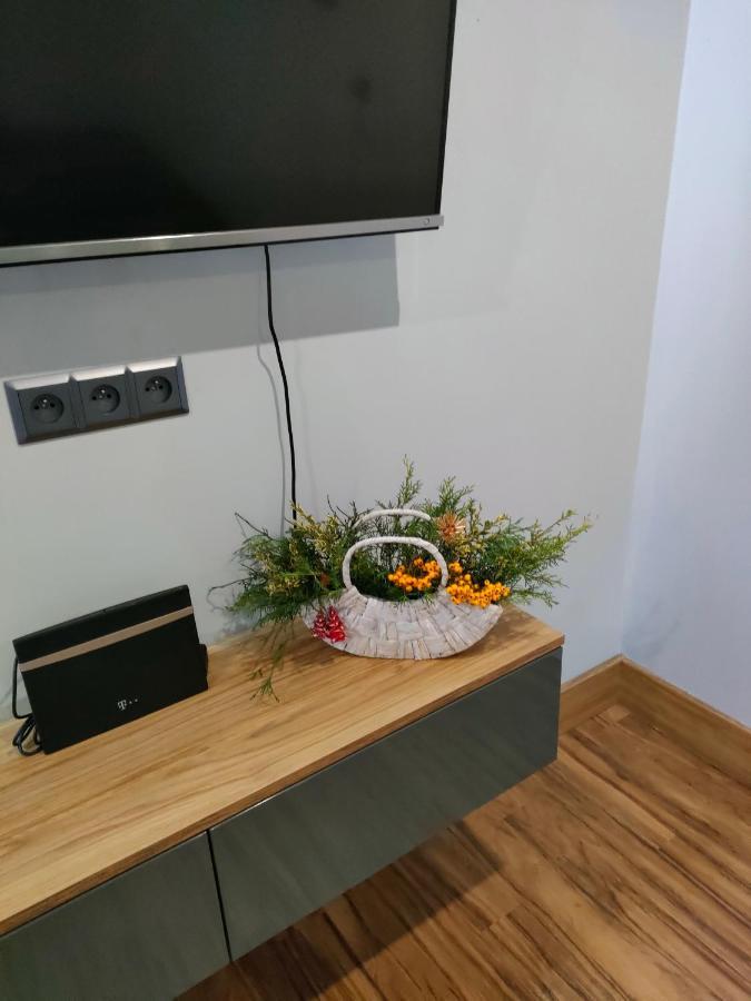 Apartament Nad Jeziorem Slawa Exterior foto