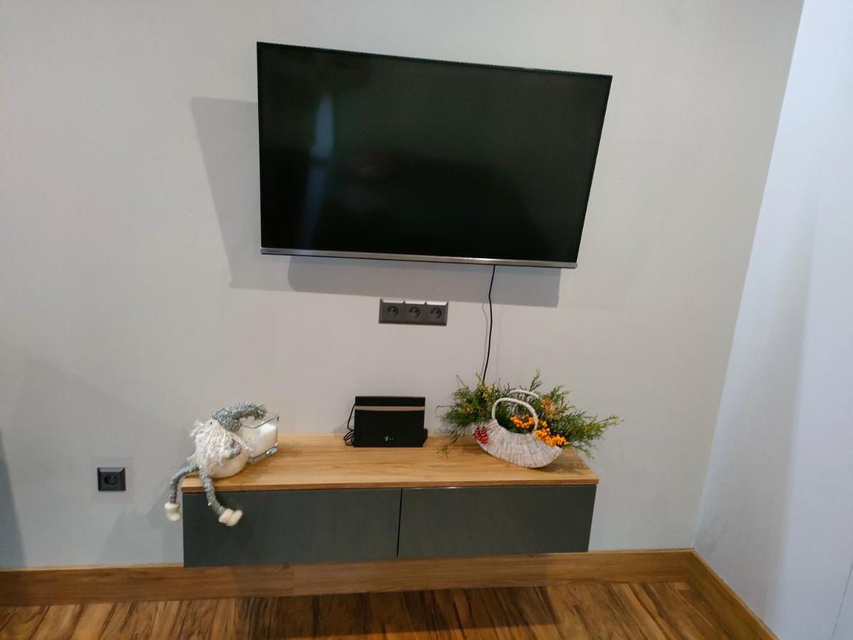 Apartament Nad Jeziorem Slawa Exterior foto