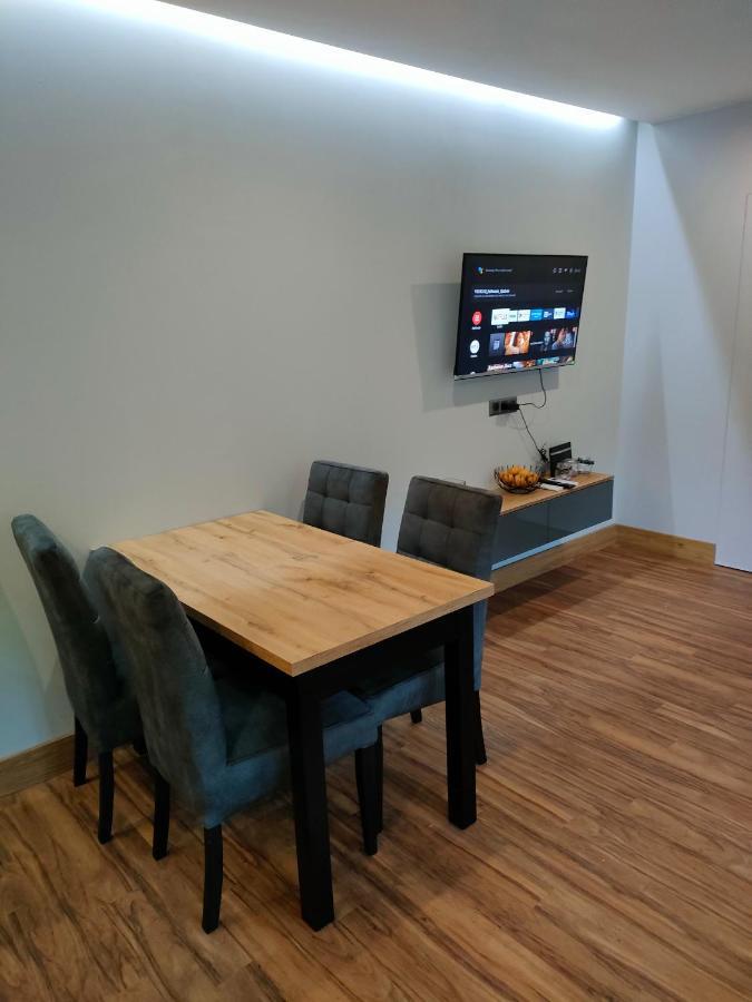 Apartament Nad Jeziorem Slawa Exterior foto